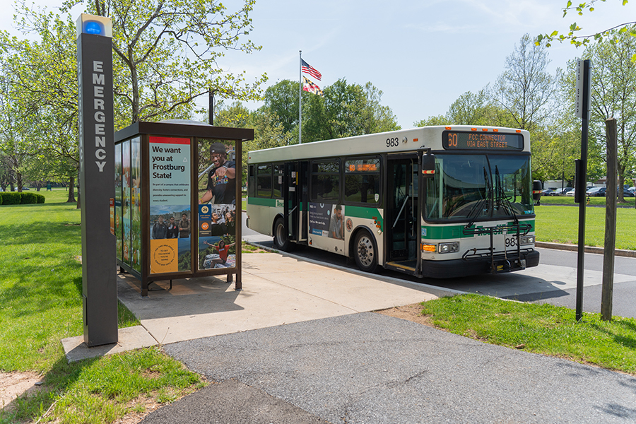 fcc connector bus next to bus stop at fcc